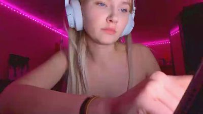 EleaseRaine webcam model stream image