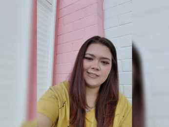 NessiePolly webcam model stream image