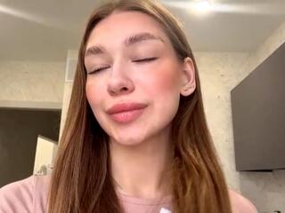 Cleo Micha webcam model stream image