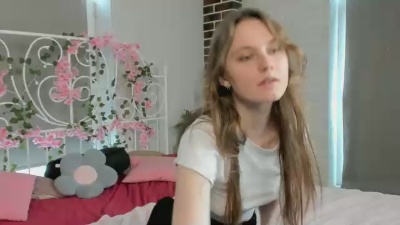 LynneRencher webcam model stream image