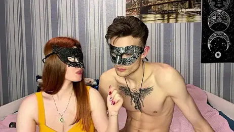 EmiliaCouple webcam model stream image