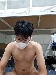 Gwencloudy webcam model stream image