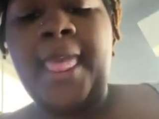 spongeboblover webcam model stream image