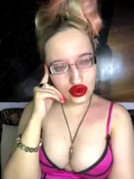 Findomgoaldiggee webcam model stream image