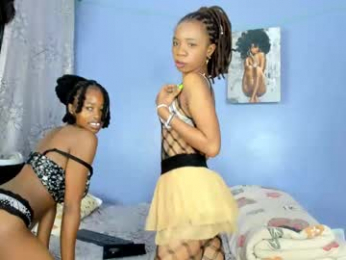 hot_moxie webcam chaturbate model stream image