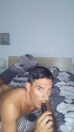 Latina4247 webcam model stream image