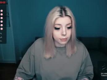 succubus_leslie webcam model stream image