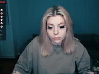 succubus_leslie webcam model stream image