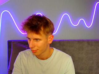 Remy Levine webcam model stream image