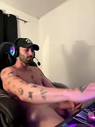 Aaron_hyuga webcam stripchat model stream image