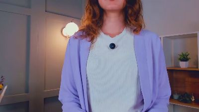 QueenieDell webcam model stream image