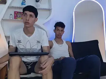 PYCS_BOYS webcam model stream image