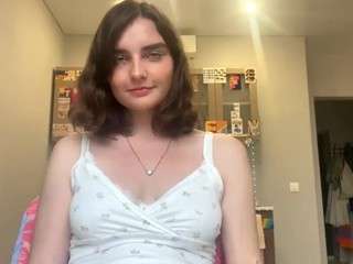 whitneycleeton webcam model stream image