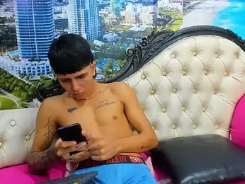 Maicoll_hard webcam model stream image