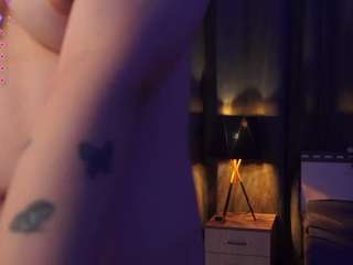 shylizadiary webcam model stream image