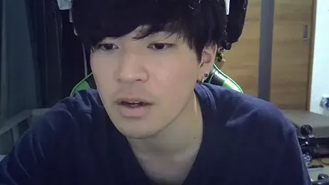 aokunvvv webcam model stream image