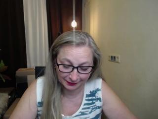 Avrora Dreamer webcam model stream image