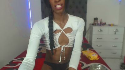 lucianadolll webcam cam4 model stream image