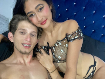 CamilleAndArthur webcam model stream image