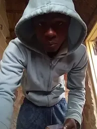 younggblackkCOCK19 webcam stripchat model stream image