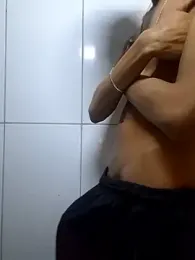 Kaiky0 webcam model stream image