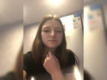 Sasha129900 webcam model stream image