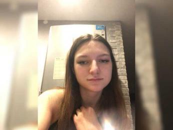 Sasha129900 webcam model stream image