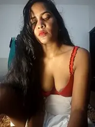 cute_radhikaa webcam model stream image