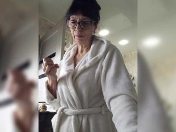 Lana-11 webcam bongacams model stream image