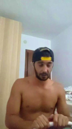 roger1898 webcam model stream image