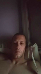 Yeaah webcam model stream image