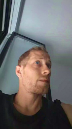 Yeaah webcam model stream image