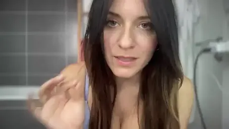 Rym1 webcam model stream image
