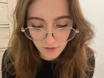 yaniraekberg webcam model stream image