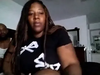 Eboni03 webcam model stream image