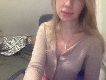 Sweet-Melodie webcam bongacams model stream image