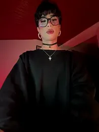 sue___0 webcam stripchat model stream image