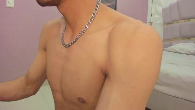 Phoeniix19 webcam model stream image