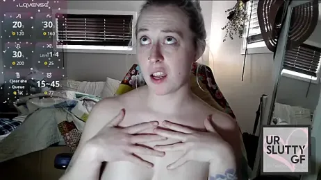 ursluttygf webcam model stream image