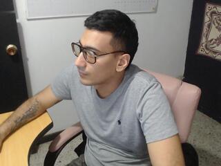 Ryan Peyton webcam model stream image