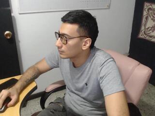 Ryan Peyton webcam model stream image