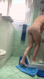Luca075 webcam model stream image