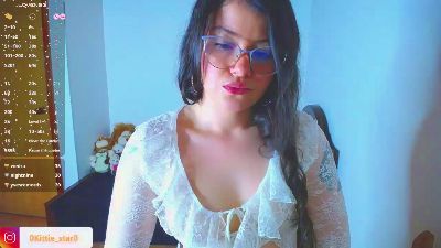 juli05star webcam model stream image
