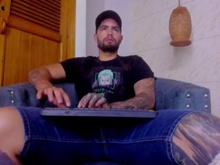 Deivid James webcam model stream image