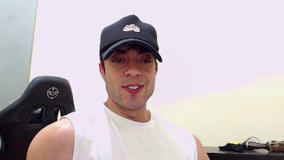 Lorenzoprive webcam model stream image