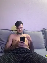 JovenTatto00 webcam model stream image