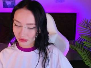holly-berryy webcam model stream image