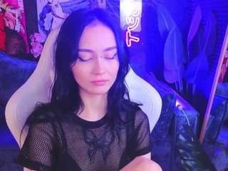 holly-berryy webcam model stream image