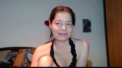Hornychiara webcam model stream image