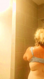 sexywetmama webcam model stream image